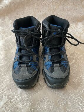 Kids Black and Blue Trail Boots — Supportive Outdoor Footwear